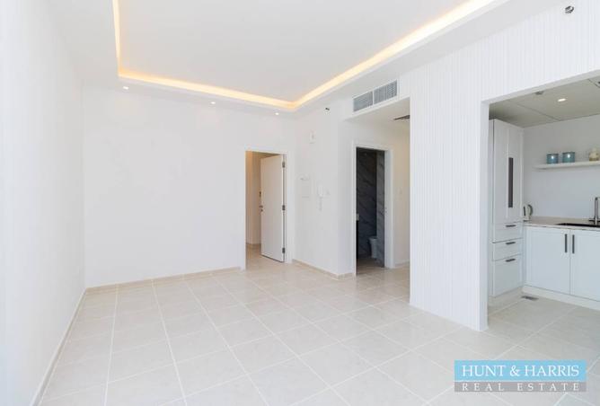 121986107 - Property Image 3
