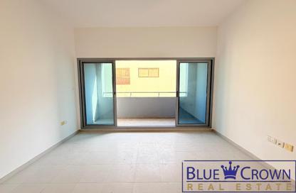 Apartment - Studio - 1 Bathroom for rent in Al Waleed 5 Building - Al Karama - Dubai Apartment - Studio - 1 Bathroom for rent in Al Waleed 5 Building - Al Karama - Dubai