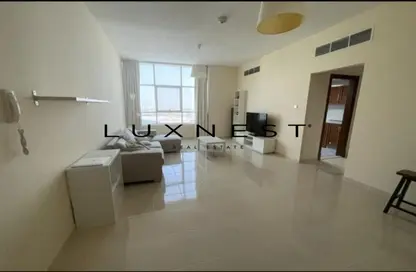 شقة - غرفة نوم - 2 حمامات للبيع في أورينت تاور 2 - أورينت تاور - البستان - عجمان