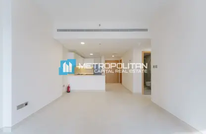 Apartment - 2 Bedrooms - 2 Bathrooms for rent in Radiant Square - City Of Lights - Al Reem Island - Abu Dhabi