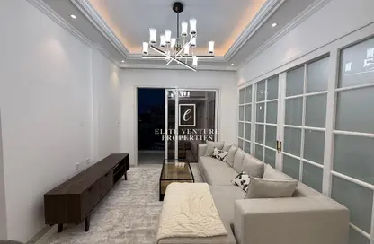 شقة - 2 غرف نوم - 2 حمامات للايجار في فينشيتوري بينيسيري - ارجان - دبي