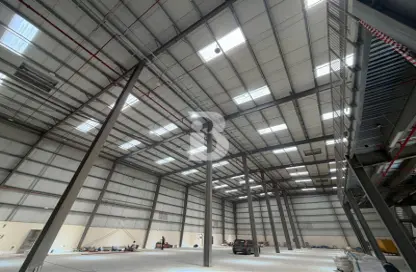 Warehouse - Studio for rent in Phase 1 - Dubai Investment Park (DIP) - Dubai