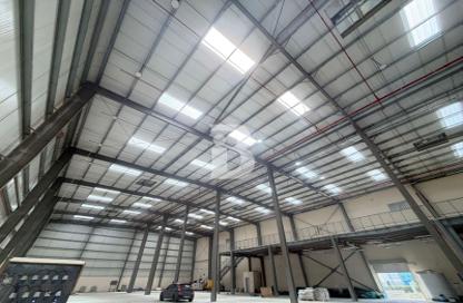 Warehouse - Studio for rent in Phase 1 - Dubai Investment Park (DIP) - Dubai