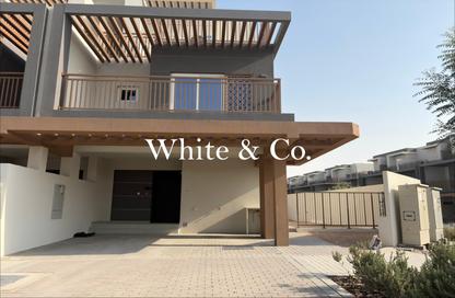 Townhouse - 4 - 4 for rent in Verona - Damac Hills 2 - Dubai