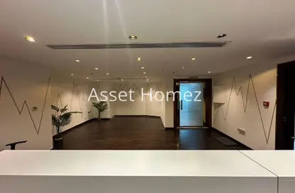 مكتب - استوديو للايجار في فندق فيرمونت - شارع الشيخ زايد - دبي