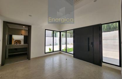Villa - 4 - 4 for rent in Jumeirah 1 Villas - Jumeirah 1 - Jumeirah - Dubai