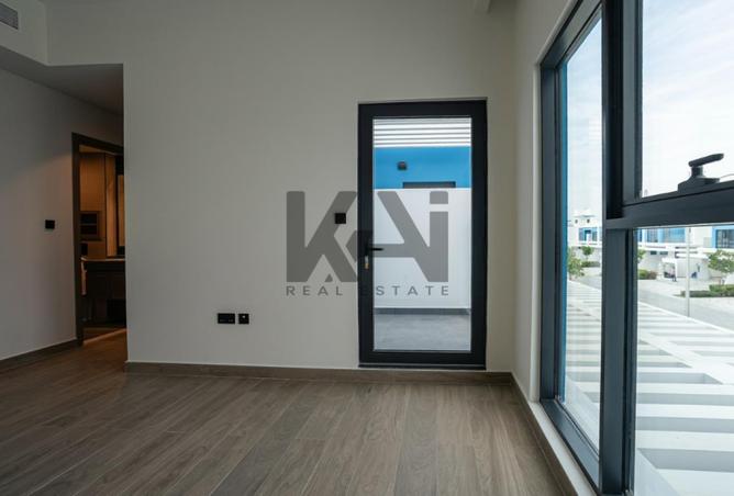 54940892 - صورة العقار 3