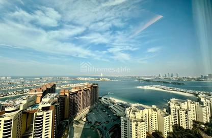 Apartment - Studio - 1 Bathroom for rent in The Palm Tower - Palm Jumeirah - Dubai