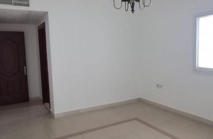 Apartment - 2 Bedrooms - 3 Bathrooms for rent in Al Rumailah building - Al Rumailah 2 - Al Rumaila - Ajman