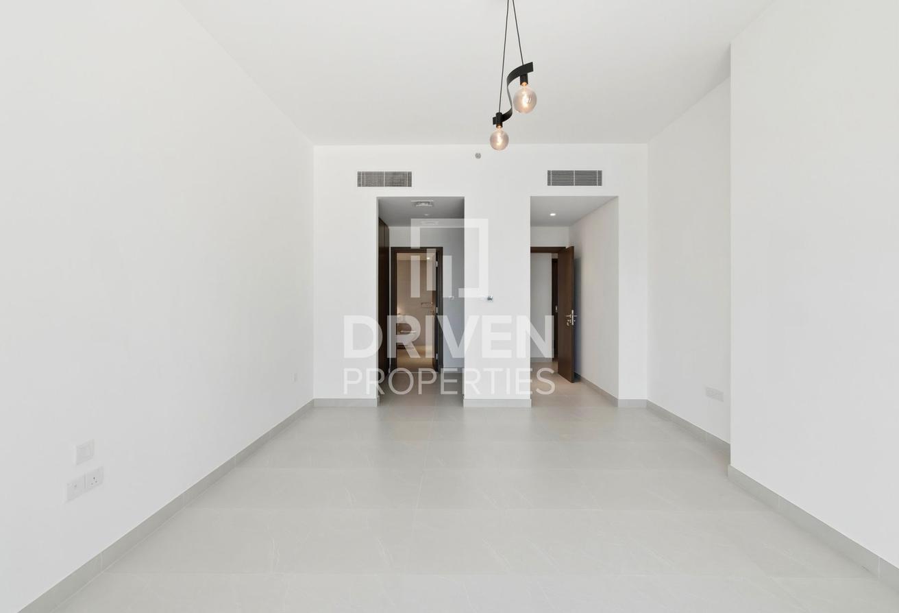 Burj Khalifa View | Huge Layout with Maid's Room photo 7