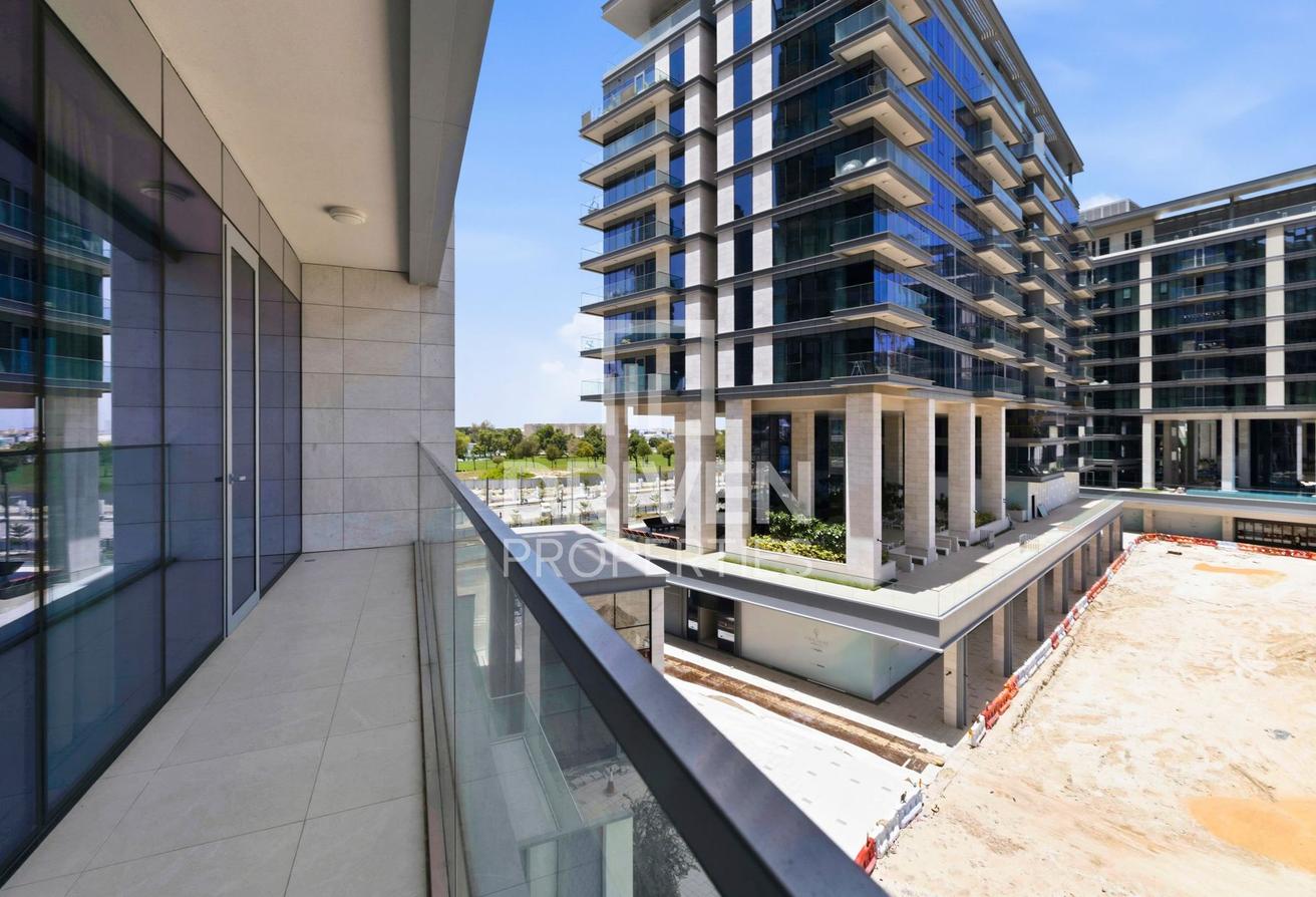 Burj Khalifa View | Huge Layout with Maid's Room photo 25