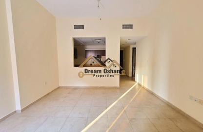 Apartment - 3 - 4 for rent in Silicon Gates 1 - Silicon Gates - Dubai Silicon Oasis - Dubai