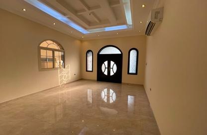 Villa - 5 Bedrooms - 5 Bathrooms for rent in Al Mowaihat 1 - Al Mowaihat - Ajman