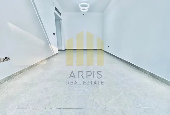 117703312 - Property Image 2