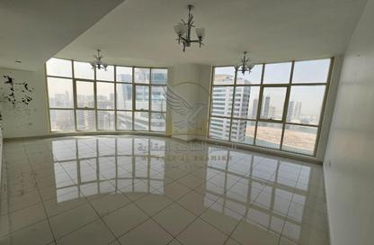 Apartment - 3 Bedrooms - 4 Bathrooms for rent in Al Khan Corniche - Al Khan - Sharjah