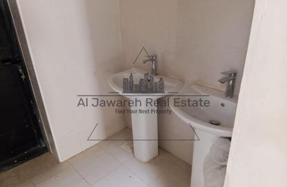 Warehouse - Studio - 1 Bathroom for rent in Umm Dir - Umm Al Quwain