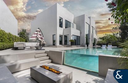 Villa - 5 Bedrooms - 6 Bathrooms for rent in Entertainment Foyer - Islamic Clusters - Jumeirah Islands - Dubai