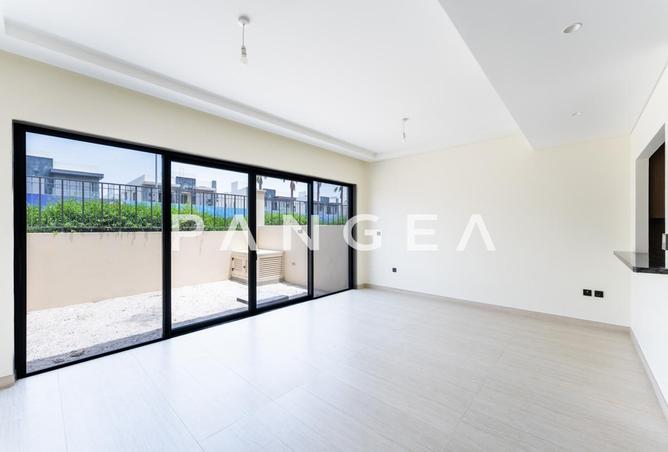 138777997 - Property Image 2