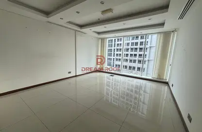 Office Space - Studio for rent in The Burlington - Business Bay - Dubai