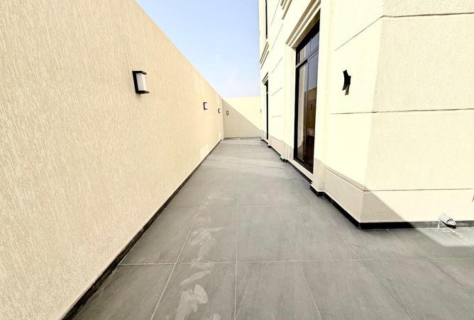 81132066 - Property Image 3