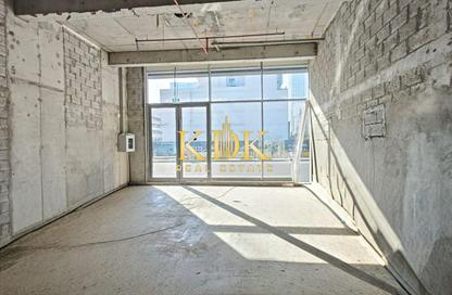 Retail - Studio - 1 Bathroom for rent in Stonehenge Residences II - District 15 - Jumeirah Village Circle - Dubai