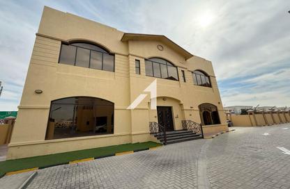 Villa - 6 Bedrooms - 7 Bathrooms for rent in Village 33 - Al Barsha 1 - Al Barsha - Dubai