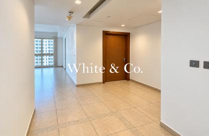 Apartment - 2 - 3 for sale in Marina Residences 4 - Marina Residences - Palm Jumeirah - Dubai