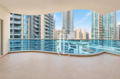 Apartment - 2 - 3 for rent in Cascades Tower - Dubai Marina - Dubai