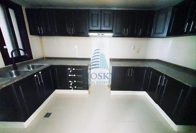 74623888 - Property Image 3