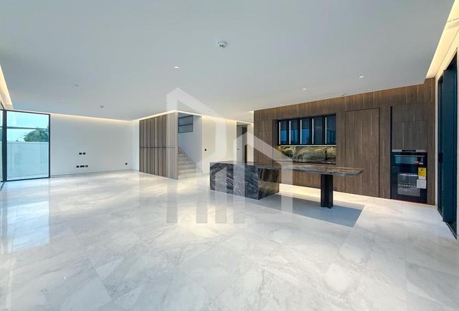 54407480 - Property Image 2