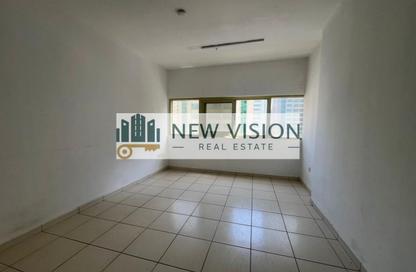 Apartment - 4 Bedrooms - 4 Bathrooms for rent in Al Majaz 3 - Al Majaz - Sharjah Apartment - 4 Bedrooms - 4 Bathrooms for rent in Al Majaz 3 - Al Majaz - Sharjah