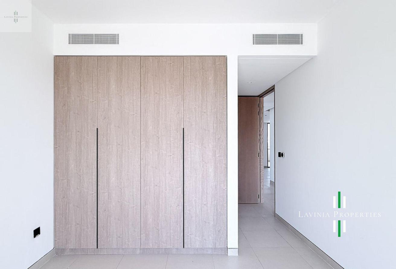 SINGLE ROW | WELL MAINTAINED | PRIME LOCATION photo 8