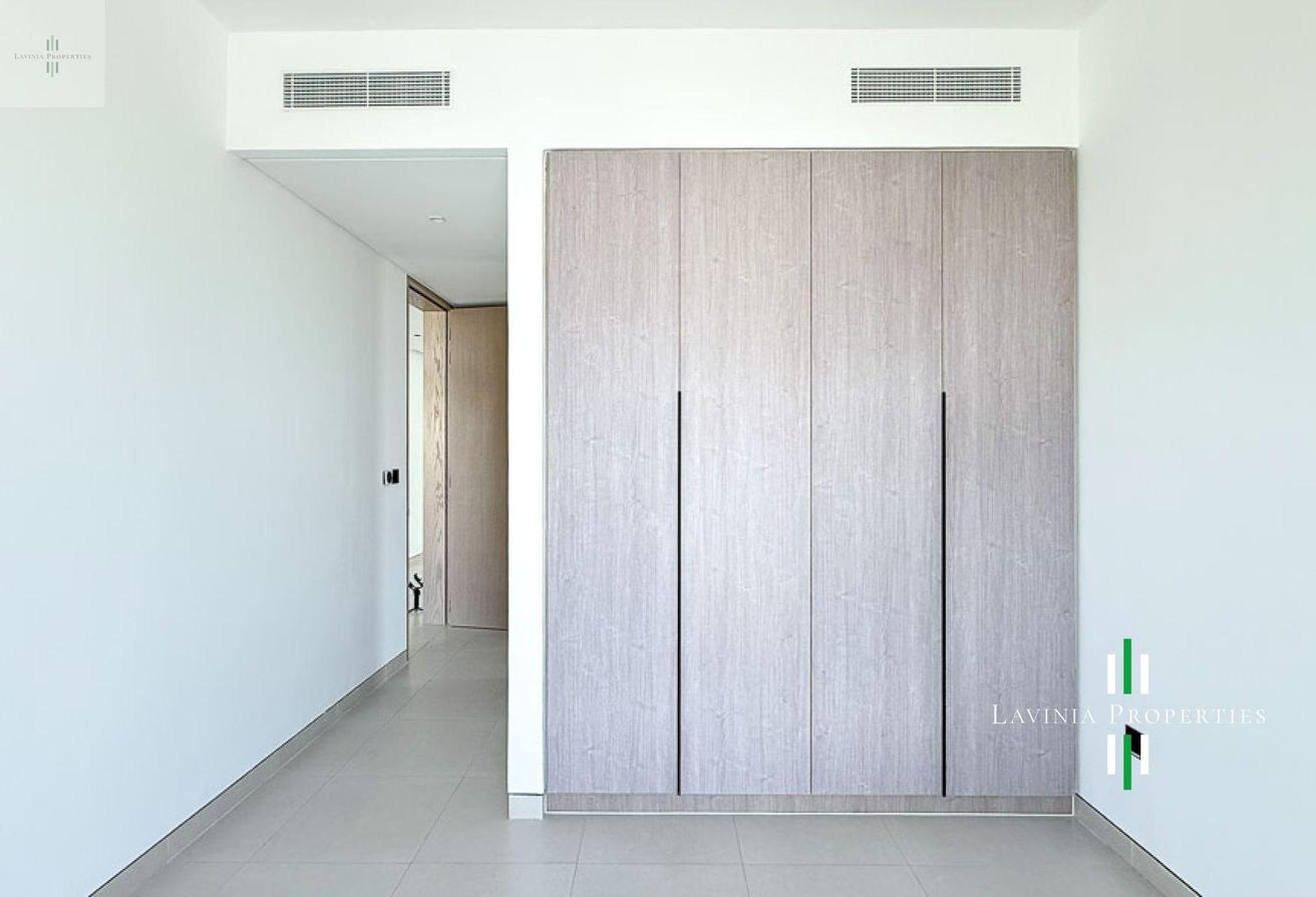 SINGLE ROW | WELL MAINTAINED | PRIME LOCATION photo 9