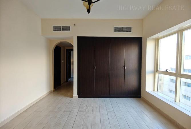 117695622 - Property Image 3