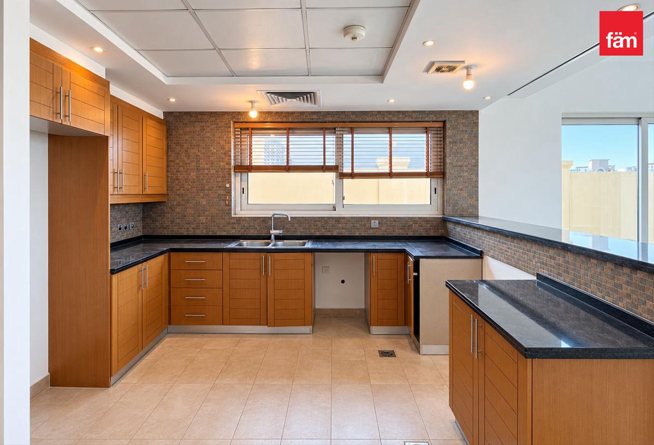 Close To Amenities|Big Garden|Maid Room photo 5