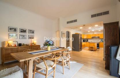 Villa - 4 Bedrooms - 5 Bathrooms for rent in Meadows 1 - Meadows - Dubai