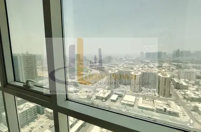 Apartment - 1 Bedroom - 2 Bathrooms for sale in Oasis Tower - Al Rashidiya 1 - Al Rashidiya - Ajman