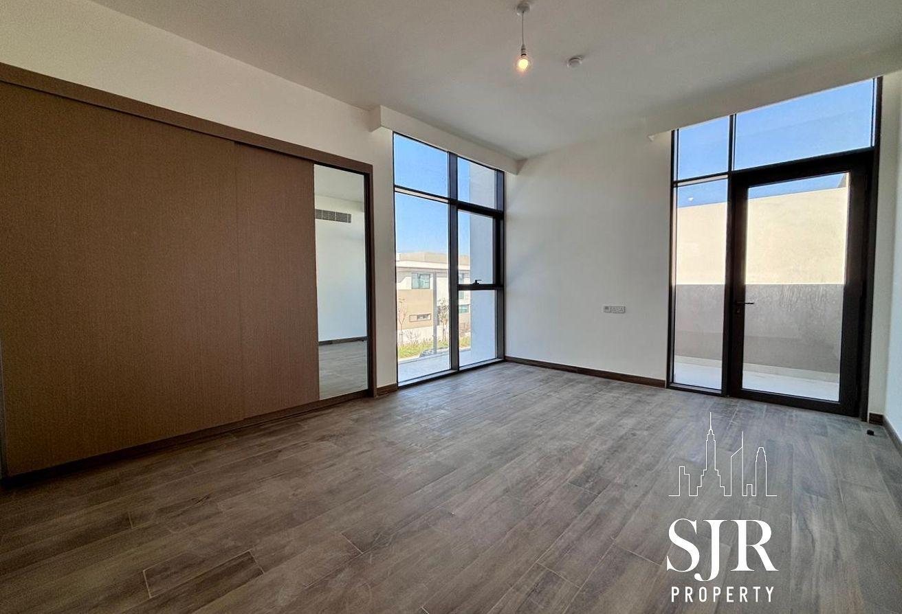 Elevated Type D Villa | Prime Position photo 11
