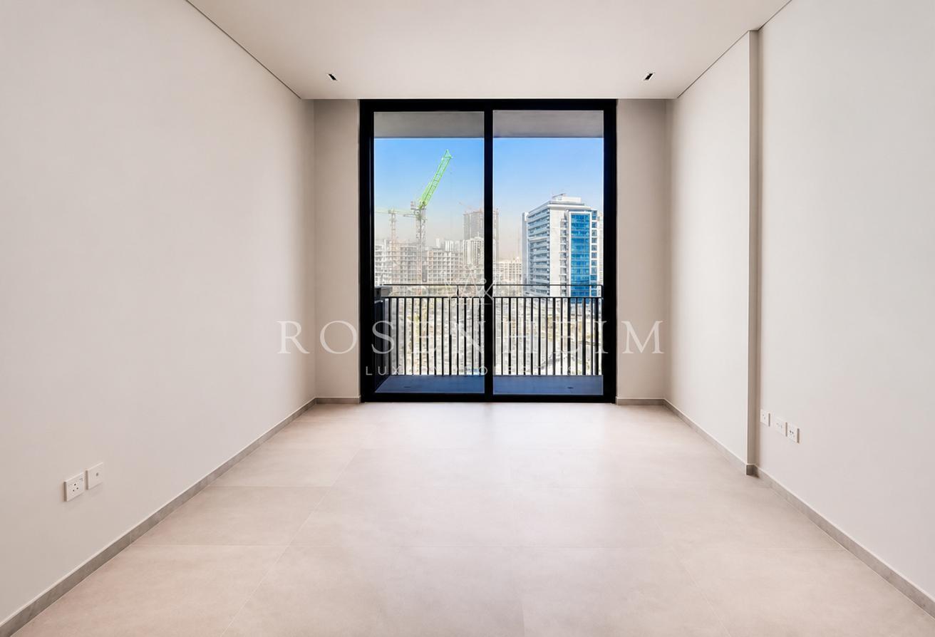 Large | High Floor | Community Views | Padel Court photo 4
