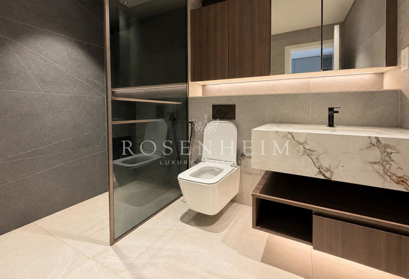 Large | High Floor | Community Views | Padel Court photo 9