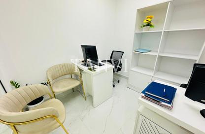 Office Space - Studio - 1 Bathroom for rent in Reem Residency - Al Karama - Dubai