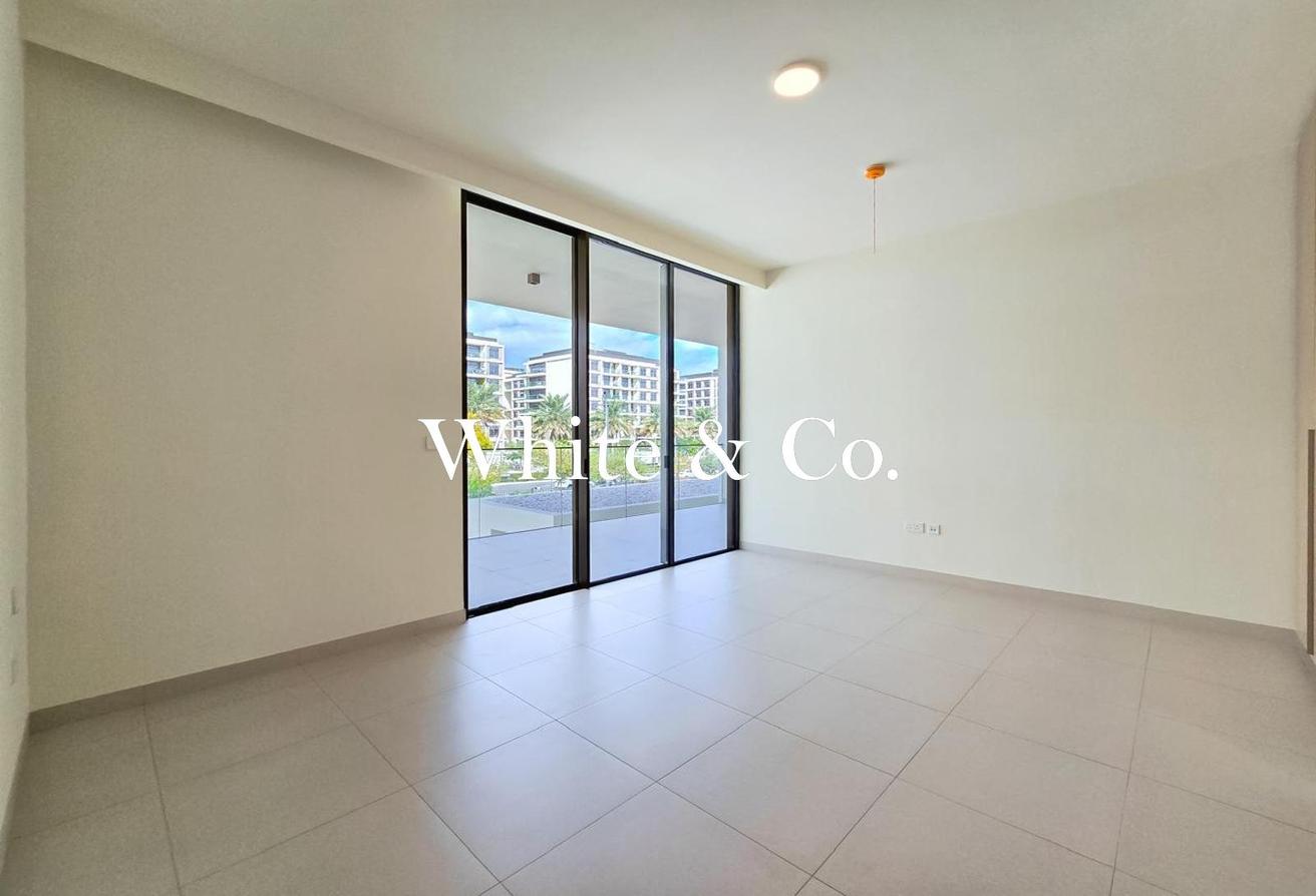 Available Now | Premium Villa | 5 Bedroom photo 5