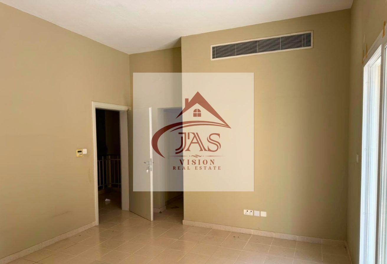 Spacious 4BHK | Private Garden | Gated Community photo 30