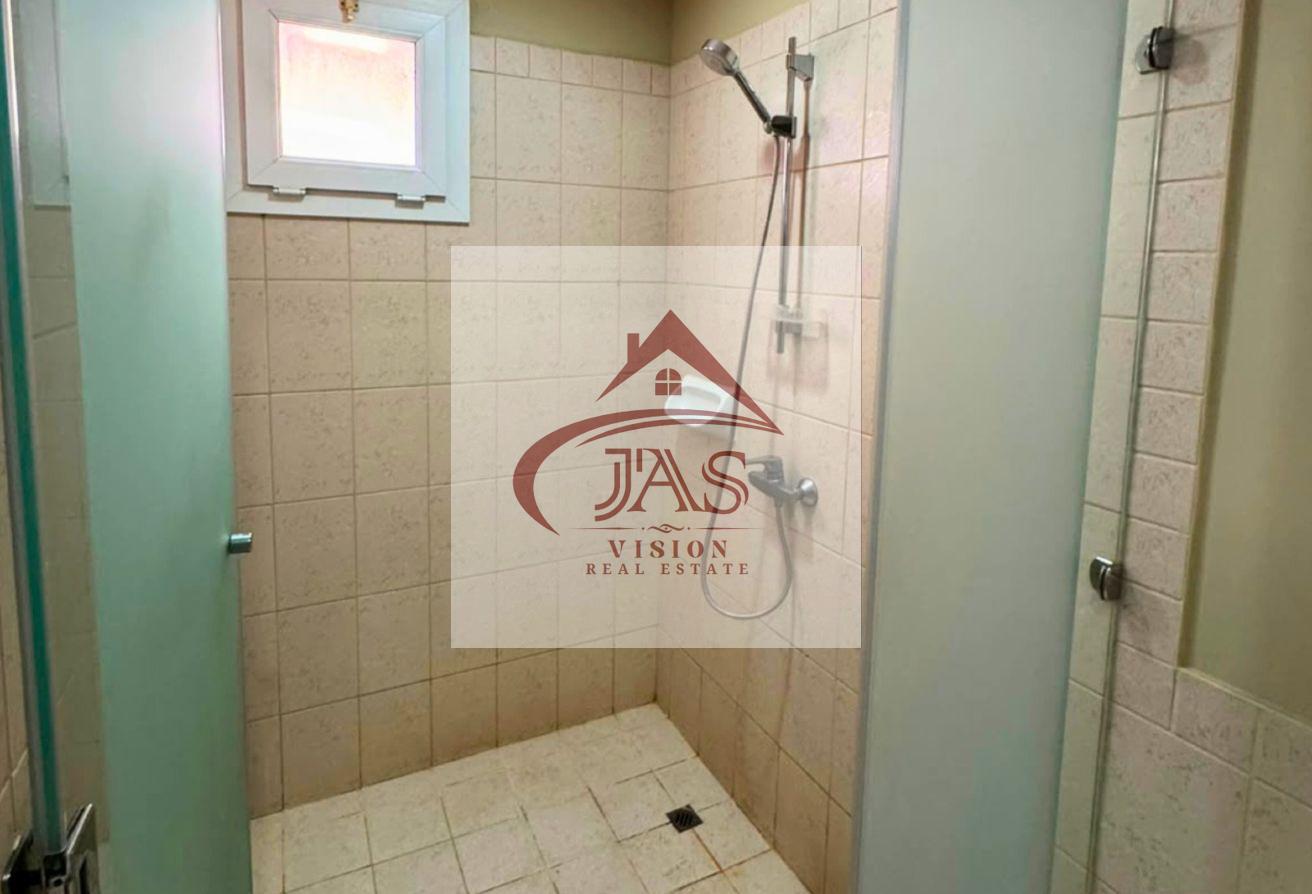 Spacious 4BHK | Private Garden | Gated Community photo 18