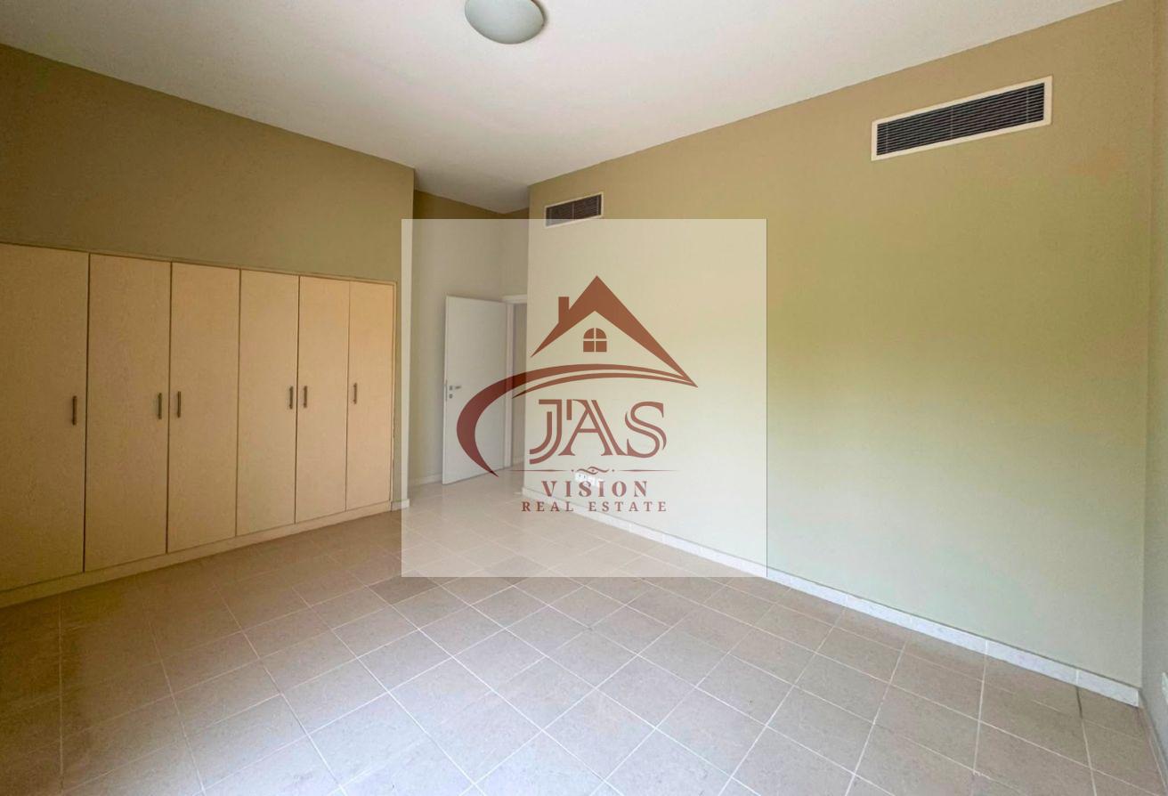 Spacious 4BHK | Private Garden | Gated Community photo 13