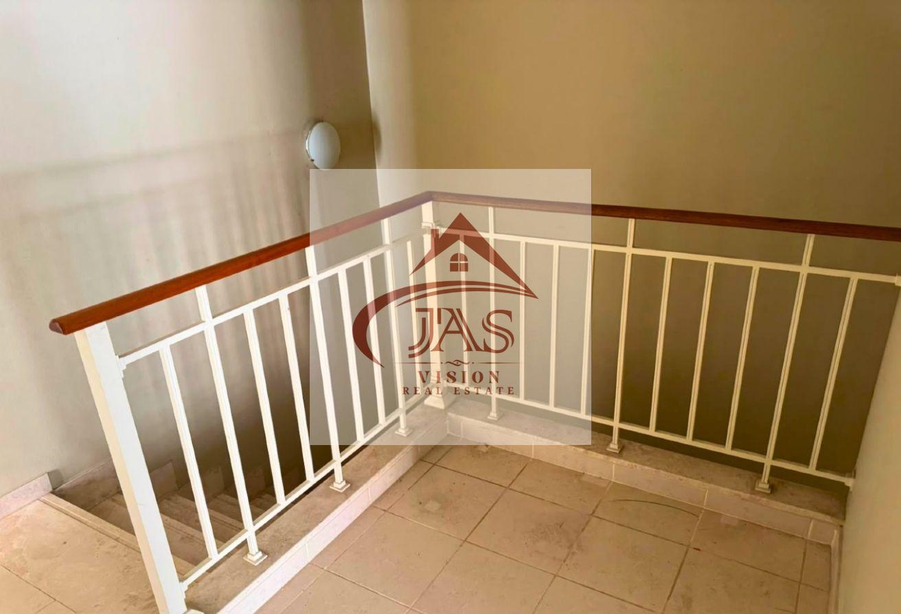 Spacious 4BHK | Private Garden | Gated Community photo 28