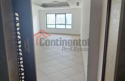 Apartment - 3 - 4 for sale in Al Majaz - Sharjah Apartment - 3 - 4 for sale in Al Majaz - Sharjah