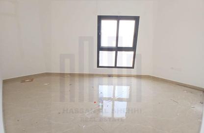 Apartment - 2 Bedrooms - 2 Bathrooms for rent in Hoshi - Al Badie - Sharjah