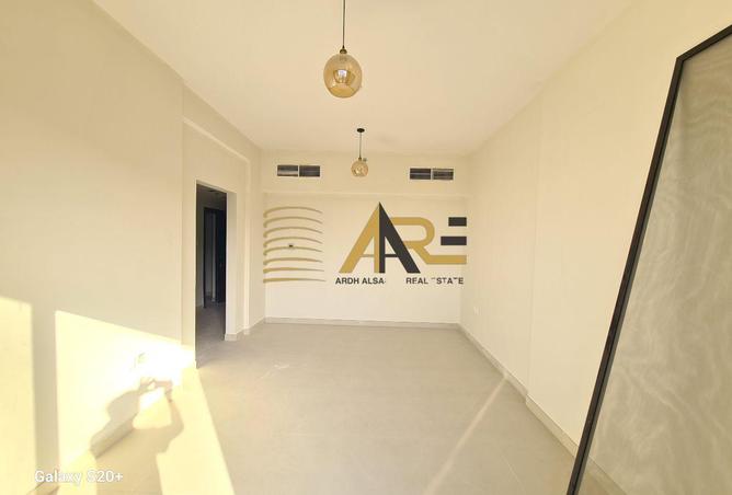 140587100 - Property Main Image