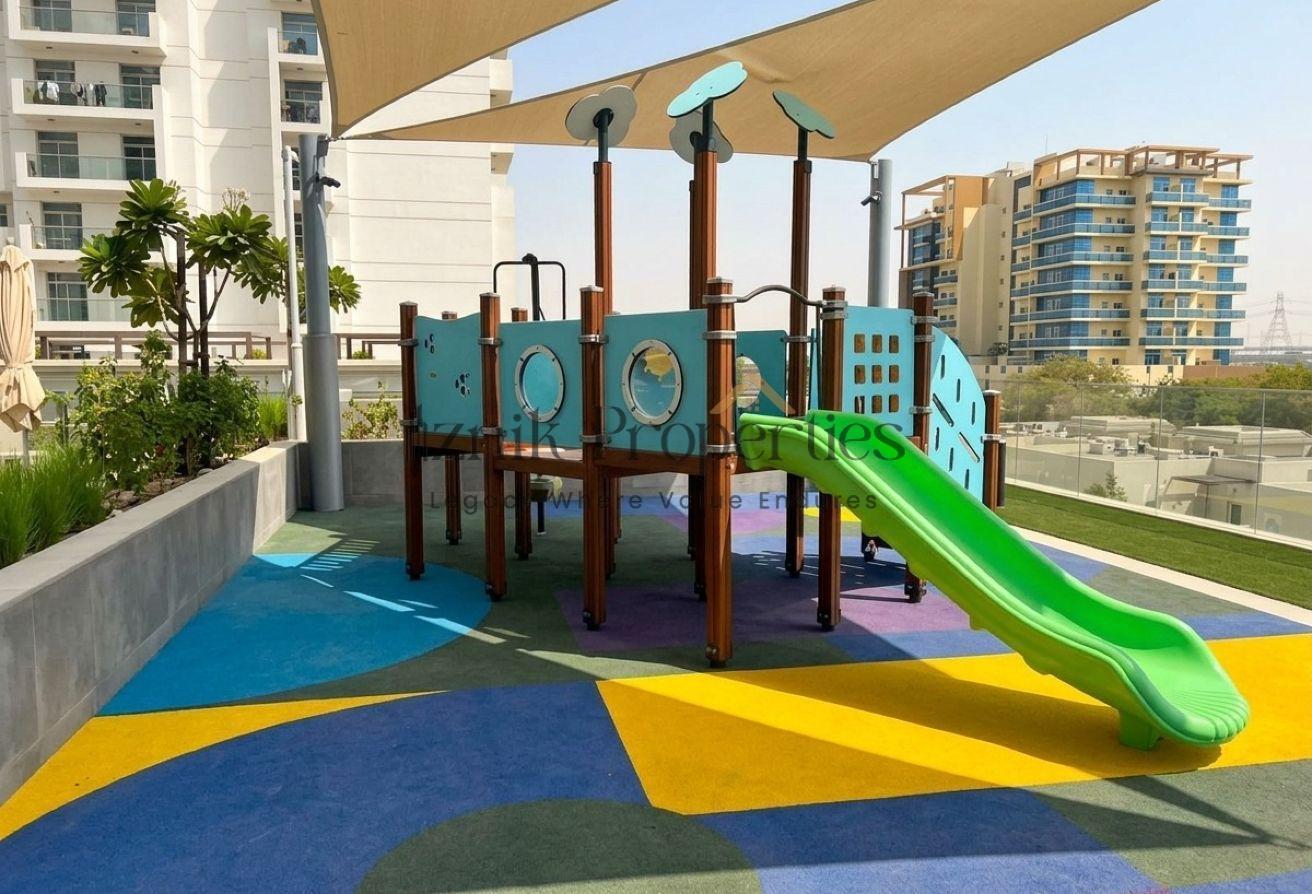Spacious 2BR | Pool & Villa View | Near Metro photo 15